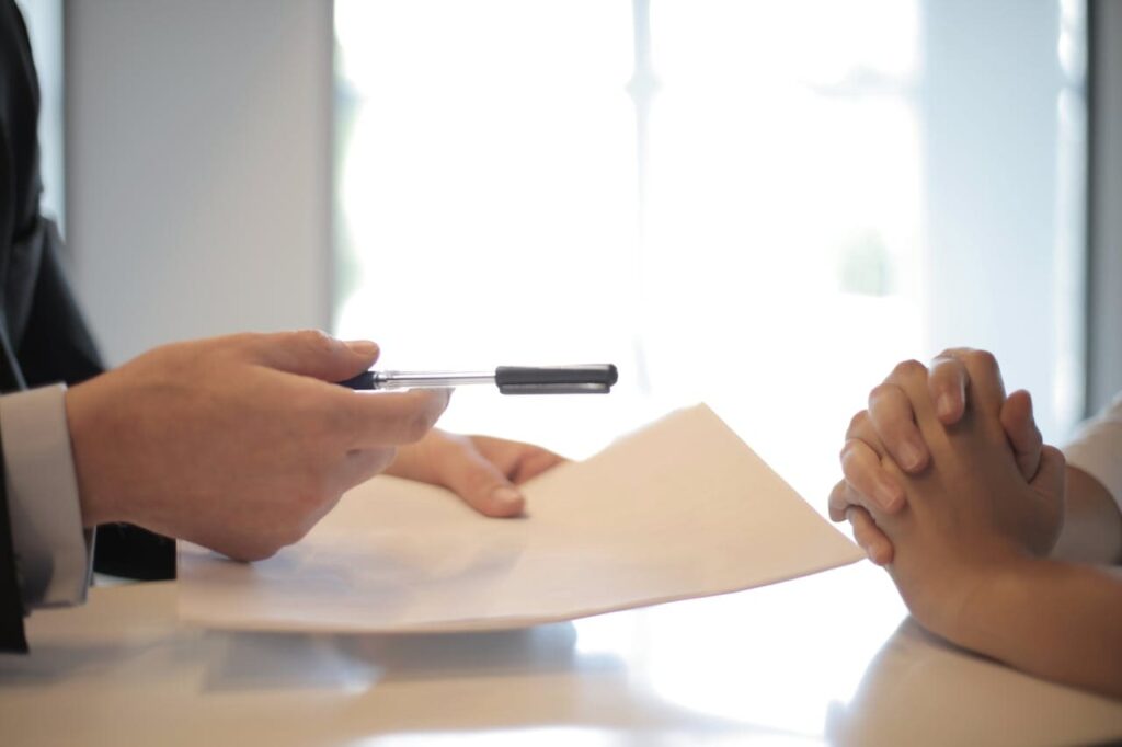 6 Best Practices for Industry-Specific Contract Drafting: Insights from Expert Lawyers 6 Best Practices for Industry-Specific Contract Drafting Insights from Expert Lawyers